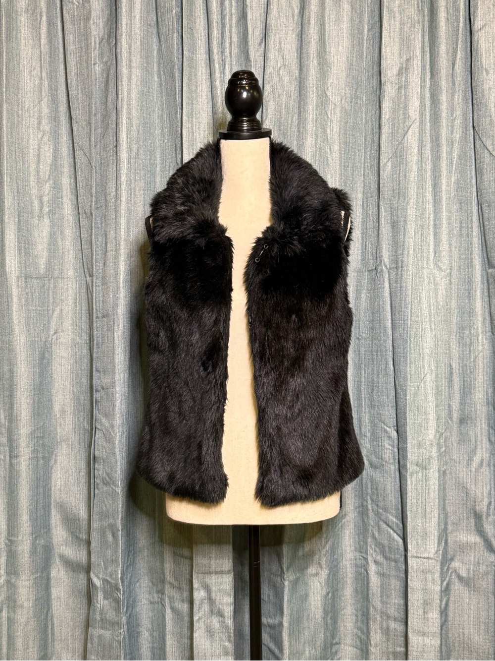 Plush Black Faux Fur Vest for Women
